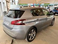 Usado Peugeot 308 Allure 130 CV (95 kW) 2020 Gris / plata Berlina