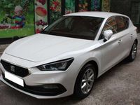 Usado Seat Leon Style 116 CV (85 kW) 2021 Blanco Utilitario