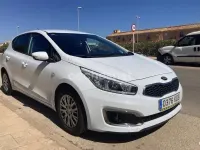 Używany Kia Ceed Plus 100 KM (73 kW) 2017 Biały Hatchback