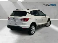 Usado Seat Arona Ecomotive 95 CV (69 kW) 2017 Blanco SUV
