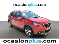 Usado Peugeot 2008 Allure 110 CV (80 kW) 2018 Rojo SUV