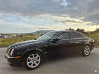 Usado Jaguar S-Type Executive 238 CV (175 kW) 2003 Negro Berlina