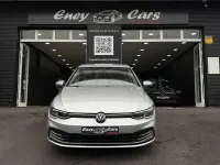 Usado VW Golf VIII 110 CV (80 kW) 2022 Gris / plata Berlina