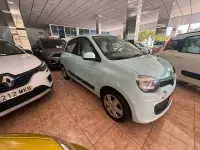 Usado Renault Twingo Intens 70 CV (51 kW) 2018 Azul Utilitario