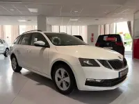 Usado Skoda Octavia Ambition 115 CV (84 kW) 2019 Blanco Familiar