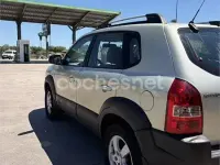 Usado Hyundai Tucson Comfort 112 CV (82 kW) 2005 Amarillo SUV