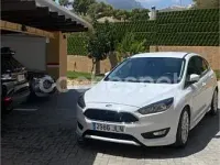 Usado Ford Focus Sport 125 CV (91 kW) 2016 Blanco Berlina