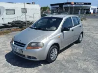 Usado Chevrolet Kalos SE 72 CV (52 kW) 2004 Gris / plata Berlina