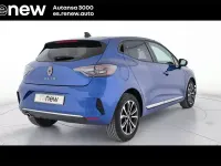 Usado Renault Clio V Techno 100 CV (73 kW) 2025 Azul Berlina