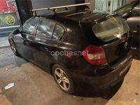 Usado BMW 118 122 CV (89 kW) 2005 Negro Utilitario