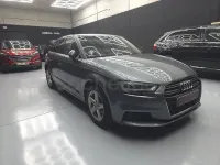 Usado Audi A3 Design 150 CV (110 kW) 2019 Gris / plata Berlina