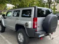 Usado Hummer H3 245 CV (180 kW) 2010 Gris / plata SUV