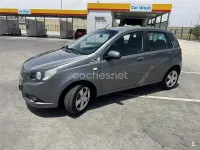 Usado Chevrolet Aveo LS 84 CV (61 kW) 2012 Gris / plata Berlina