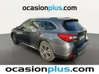 Usado Subaru Outback 175 CV (128 kW) 2019 Gris Familiar