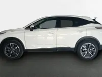 Usado Nissan Qashqai Tekna 140 CV (102 kW) 2022 Lunar white (perlada) SUV