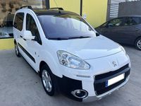 Usado Peugeot Partner Tepee Outdoor 115 CV (84 kW) 2014 Blanco Monovolumen