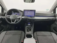 Usado VW Golf VIII Life 116 CV (85 kW) 2025 Rojo Utilitario