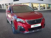 Usado Peugeot 3008 Allure 131 CV (96 kW) 2020 Rojo SUV