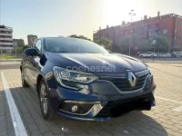 Usado Renault Mégane Intens 130 CV (95 kW) 2017 Azul Berlina