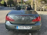 Usado Peugeot 307 CC 110 CV (80 kW) 2007 Verde Descapotable