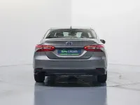 Usado Toyota Camry Advance 218 CV (160 kW) 2022 Gris / plata Berlina
