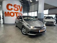 Usado Toyota Auris Hybrid Active 136 CV (100 kW) 2017 Gris Familiar