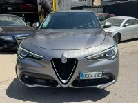 Usado Alfa Romeo Stelvio Executive 180 CV (132 kW) 2018 Gris / plata SUV