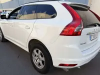 Usado Volvo XC60 Momentum 136 CV (100 kW) 2014 Blanco SUV