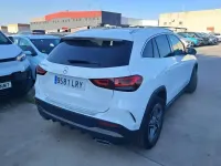 Usado Mercedes GLA200 150 CV (110 kW) 2021 Blanco SUV