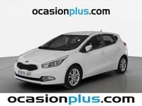 Begagnad Kia Ceed 90 HK (66 kW) 2015 Vit Halvkombi