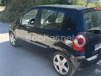 Usado Renault Modus Dynamique 80 CV (58 kW) 2004 Negro Monovolumen