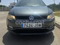 Usado VW Polo 75 CV (55 kW) 2016 Verde Berlina