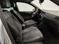 Usado VW Tiguan R-line 150 CV (110 kW) 2022 Gris plata SUV