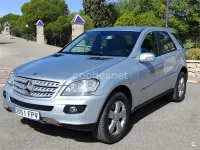 Usado Mercedes ML420 306 CV (225 kW) 2007 Gris / plata SUV