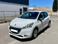 Usado Peugeot 208 82 CV (60 kW) 2013 Blanco Utilitario