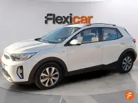 Usado Kia Stonic 84 CV (61 kW) 2023 Blanco SUV