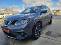 Usado Nissan X-Trail Tekna 130 CV (95 kW) 2015 Gris / plata SUV