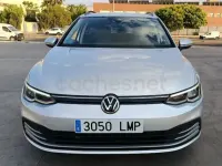 Usado VW Golf VIII Life 115 CV (84 kW) 2021 Gris / plata Familiar