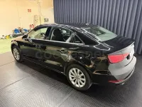 Usado Audi A3 Attraction 110 CV (80 kW) 2015 Negro Berlina