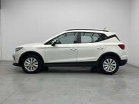 Usado Seat Arona Style 110 CV (80 kW) 2023 Blanco SUV