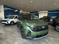 Nuevo Ford Tourneo Courier Active 125 CV (91 kW) 2026 Verde Monovolumen