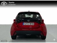 Usado Toyota Yaris Hybrid Active 116 CV (85 kW) 2024 Rojo Berlina