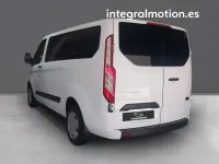 Usado Ford Transit Custom Trend 130 CV (95 kW) 2023 Blanco Familiar