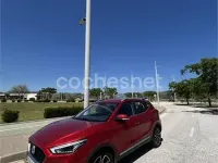 Usado MG ZS Luxury 106 CV (77 kW) 2023 Rojo SUV