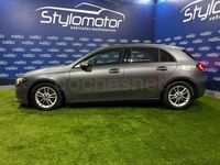 Usado Mercedes A180 116 CV (85 kW) 2020 Gris / plata Berlina