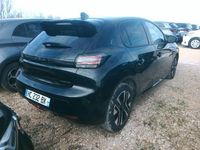 Usado Peugeot 208 Allure 101 CV (74 kW) 2025 Negro Utilitario