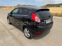 Usado Ford Fiesta Titanium 95 CV (69 kW) 2013 Negro Utilitario