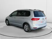 Usado VW Touran Advance 150 CV (110 kW) 2023 Gris Monovolumen