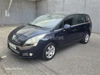Usado Peugeot 5008 Sport 156 CV (114 kW) 2010 Azul Monovolumen