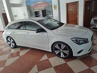 Usado Mercedes CLA200 Shooting Brake 136 CV (100 kW) 2016 Blanco Familiar